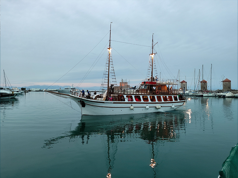 Sunset Cruise in Rhodes — What to Expect